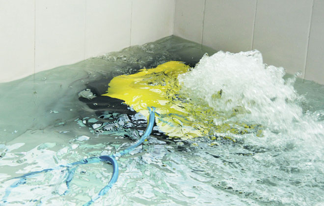 超級海豚全自動吸污機(jī)