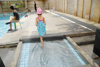 游泳池浸腳消毒池余氯標(biāo)準(zhǔn)